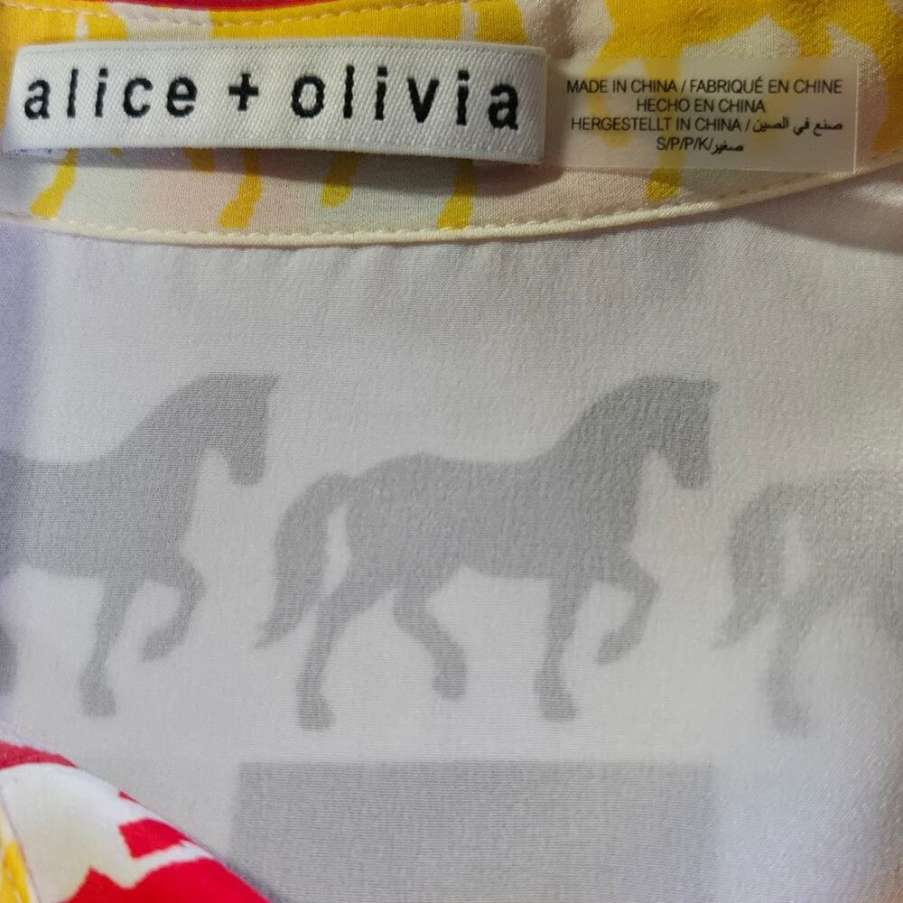 Alice + Olivia Willa Placket Horse Stallion Silk Blouse Size Small - Picture 6 of 9